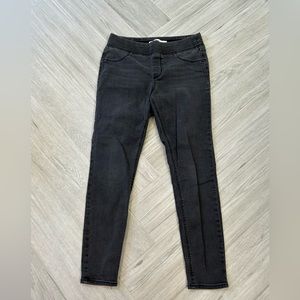 Black Old Navy Rockstar Jeggings 6 Petite